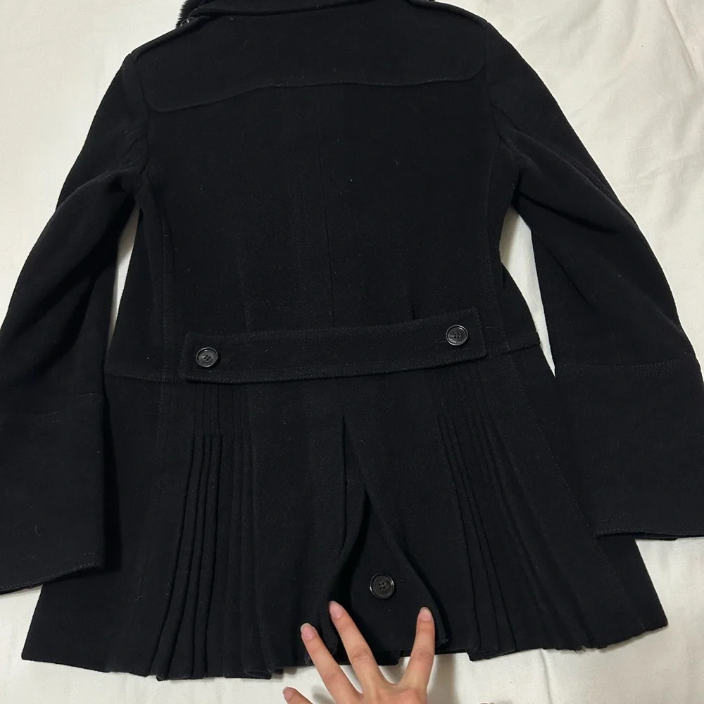 Burberry Wool Coat with Fur Collar - Picture 3 of 7